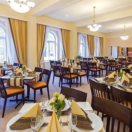 Dr. Adler Spa & Kurhotel Frantiskovy Lazne Ngoại thất bức ảnh