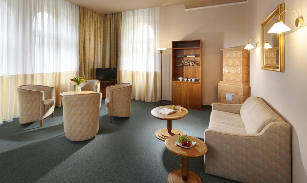 Dr. Adler Spa & Kurhotel Frantiskovy Lazne Ngoại thất bức ảnh