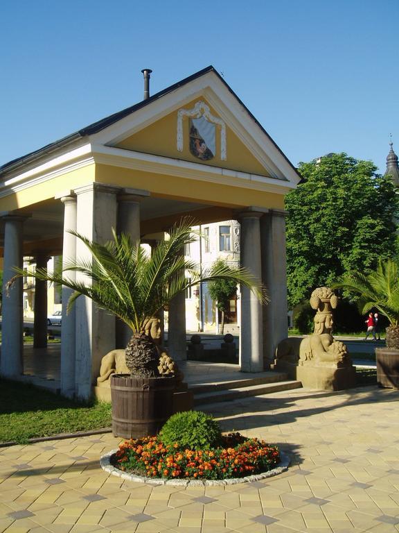 Dr. Adler Spa & Kurhotel Frantiskovy Lazne Ngoại thất bức ảnh